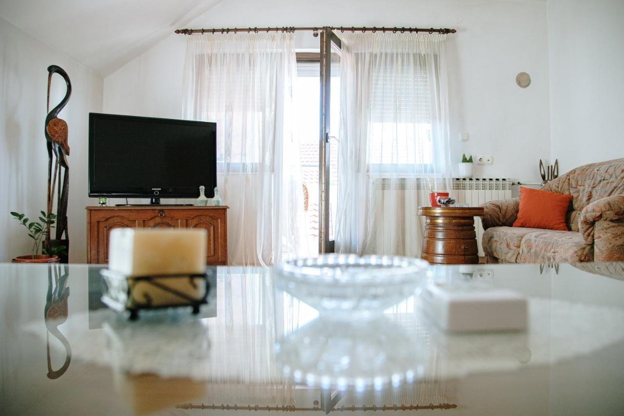 Apartment Ikar Mostar Buitenkant foto