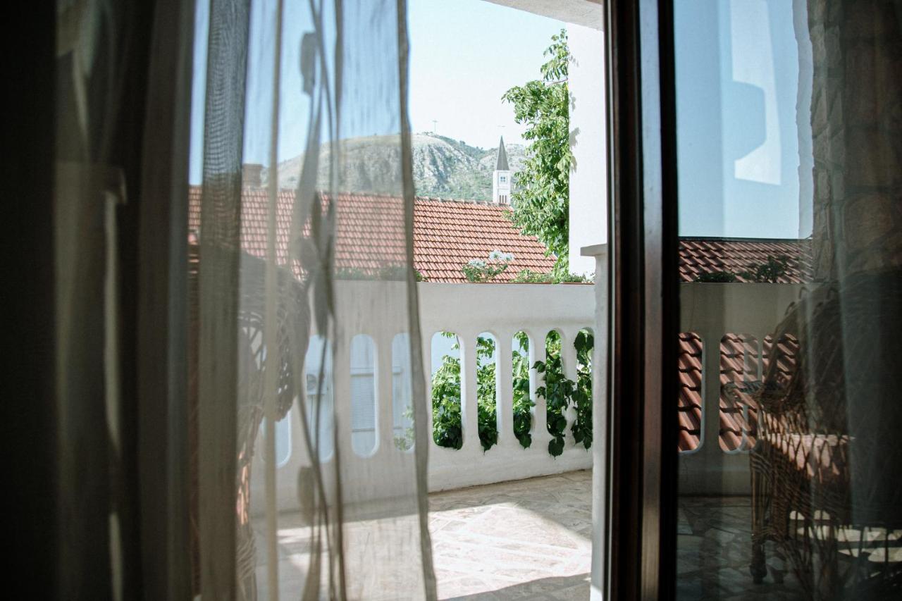 Apartment Ikar Mostar Buitenkant foto