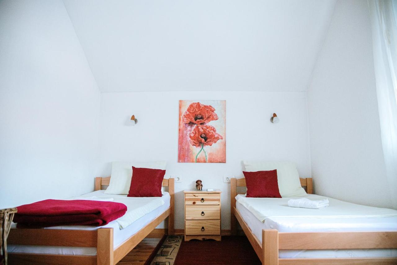 Apartment Ikar Mostar Buitenkant foto