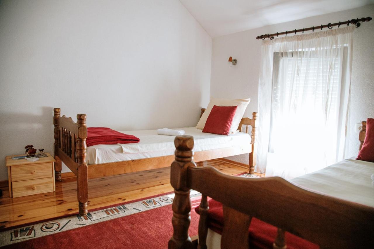 Apartment Ikar Mostar Buitenkant foto